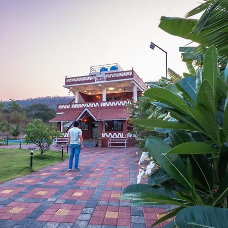 Vibe Meadows Villa With Private Swimming Pool Near Kashid Beach Eksteriør billede