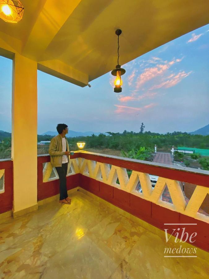 Vibe Meadows Villa With Private Swimming Pool Near Kashid Beach Eksteriør billede